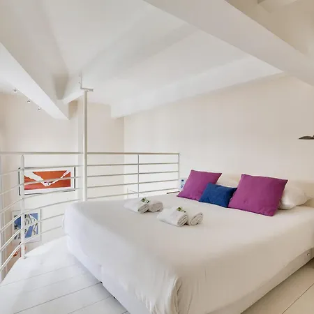 Mini-loft De Charme Au Coeur De * 巴黎